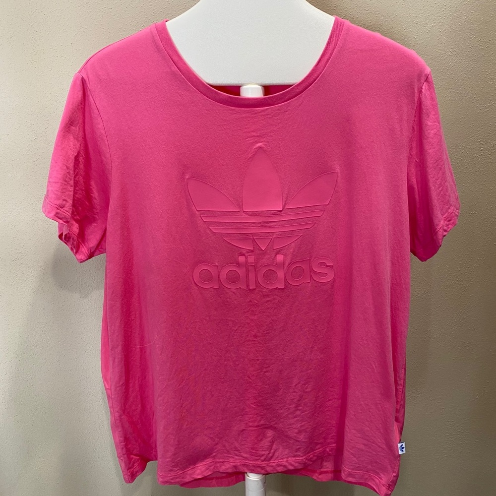 Women’s Adidas short sleeve shirt